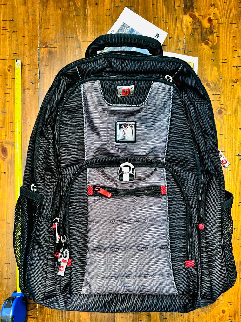 Wenger Pillar Black Laptop Backpack with Trolley Strap and Case base -NWT